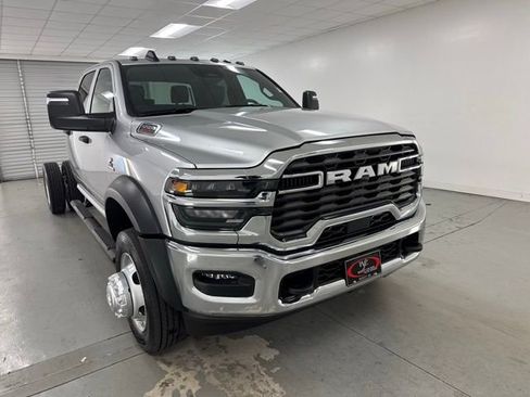 New 2026 RAM 5500 Tradesman w/ Chrome Appearance Group image 3