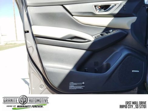 Used 2021 Subaru Ascent Limited w/ Technology Package AWD/4WD image 11