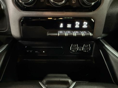 Used 2019 RAM 1500 Big Horn image 19