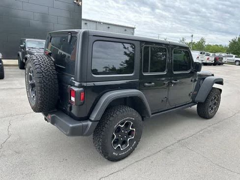 Used 2023 Jeep Wrangler Unlimited Rubicon w/ Cold Weather Group AWD/4WD image 18