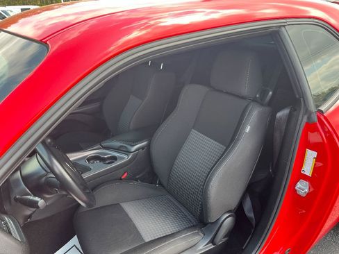 Used 2023 Dodge Challenger GT image 24