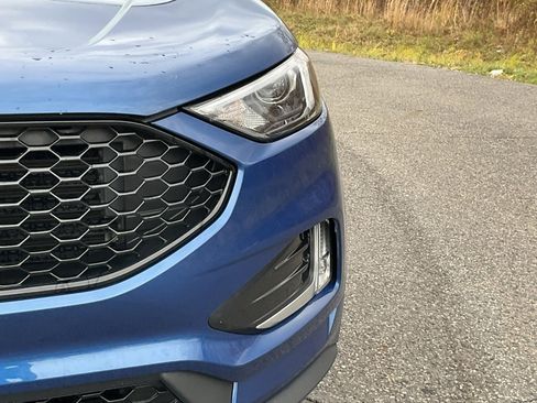 Used 2024 Ford Edge ST-Line image 2