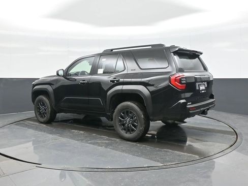 New 2026 Toyota 4Runner SR5 image 5