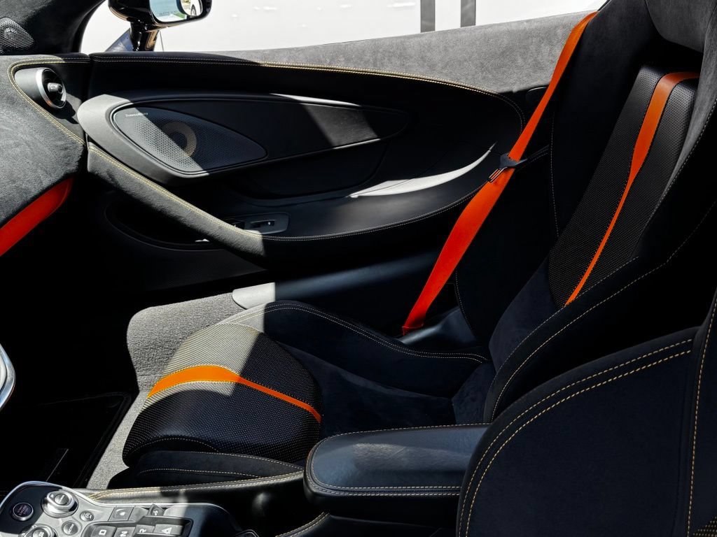 Used 2019 McLaren 570S Spider RWD image 45
