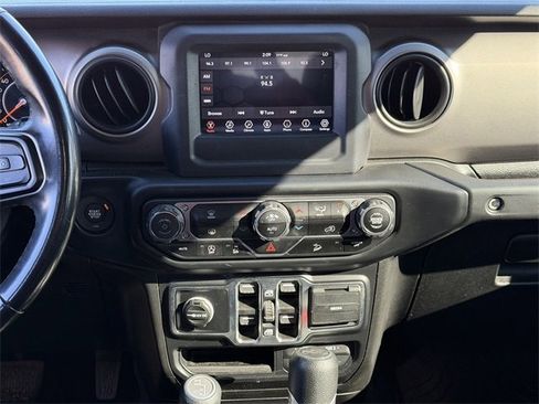 Used 2020 Jeep Wrangler Unlimited Sport image 17