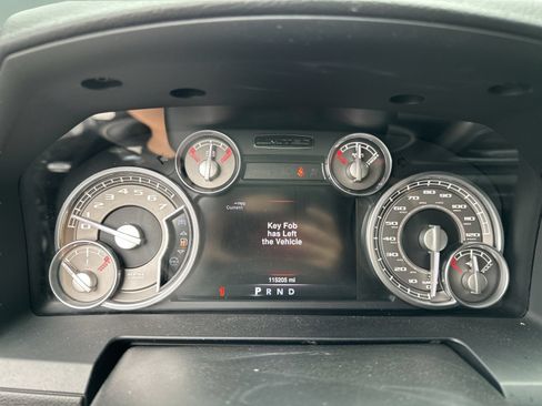 Used 2016 RAM 1500 Limited AWD/4WD image 10