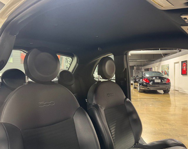 Used 2015 FIAT 500 Turbo w/ Comfort/Convenience Group FWD image 26