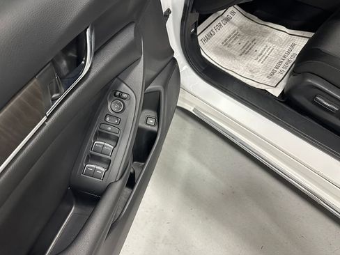 Used 2020 Honda Accord EX image 9