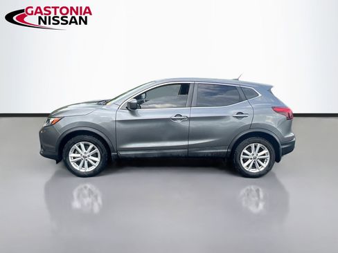 Used 2019 Nissan Rogue Sport S w/ Appearance Package AWD/4WD image 5