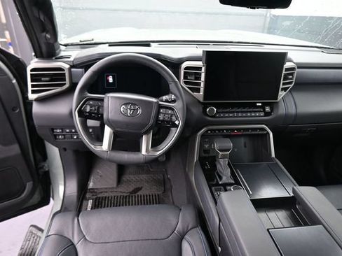 Used 2026 Toyota Sequoia Platinum AWD/4WD image 20