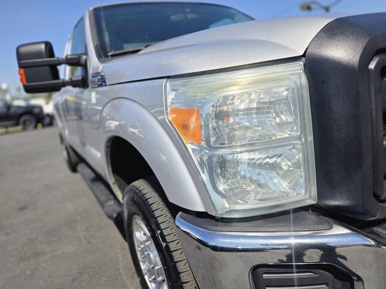 Used 2014 Ford F250 XLT w/ Camper Package AWD/4WD image 8