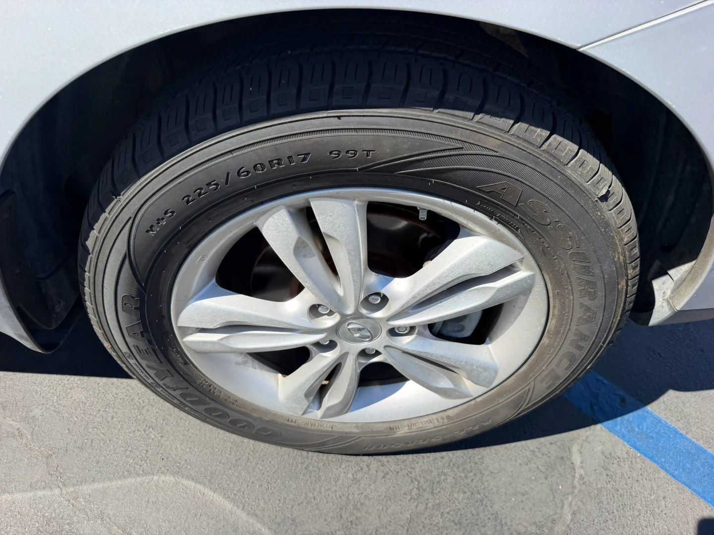Used 2012 Hyundai Tucson GLS FWD image 27