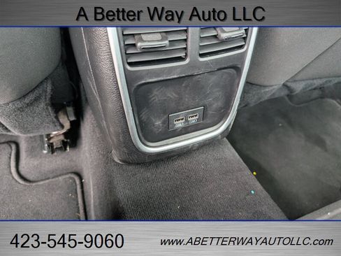 Used 2023 Dodge Charger SXT RWD image 11