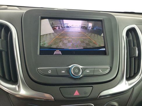 Used 2020 Chevrolet Equinox LT image 22