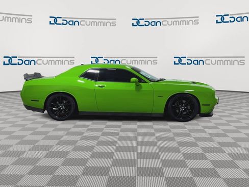 Used 2017 Dodge Challenger R/T w/ Blacktop Package RWD image 9