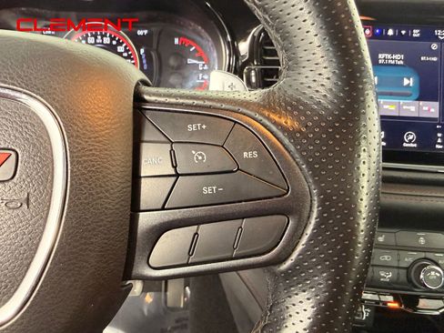 Used 2023 Dodge Durango R/T w/ Blacktop Package AWD/4WD image 16