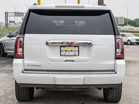 Used 2020 GMC Yukon Denali w/ Open Road Package RWD image 6