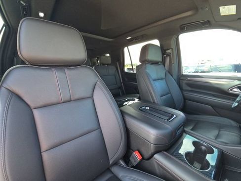 Used 2023 Chevrolet Tahoe RST w/ Luxury Package RWD image 23