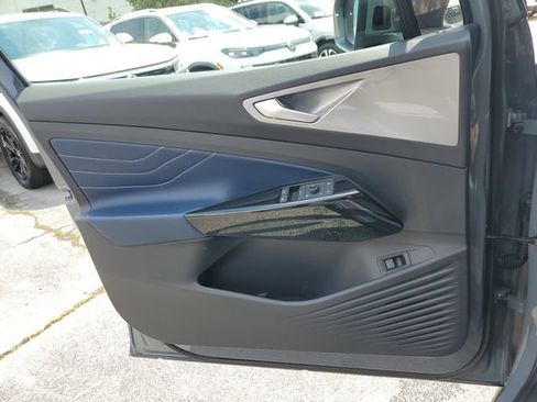 Certified 2025 Volkswagen ID.4 Pro S AWD/4WD image 20