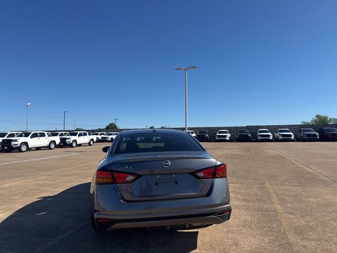 Certified 2025 Nissan Altima 2.5 S image 17