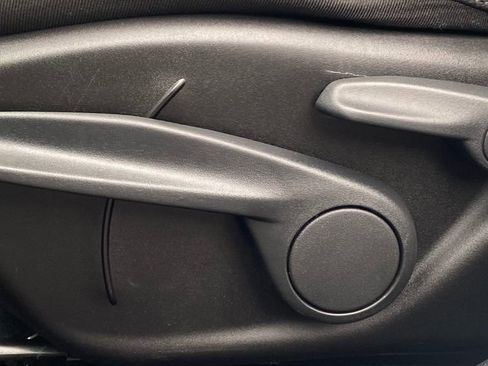 Used 2024 Jeep Compass Latitude image 13