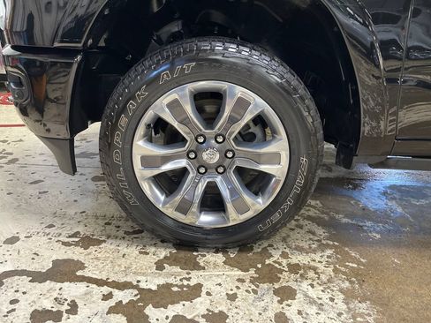 Used 2020 RAM 1500 Limited AWD/4WD image 11