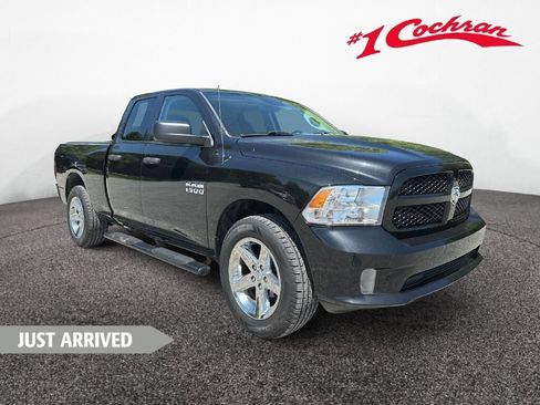 Used 2018 RAM 1500 Express w/ Express Value Package AWD/4WD image 1