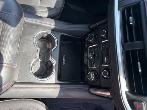 Used 2022 Chevrolet Suburban RST w/ Luxury Package AWD/4WD image 19