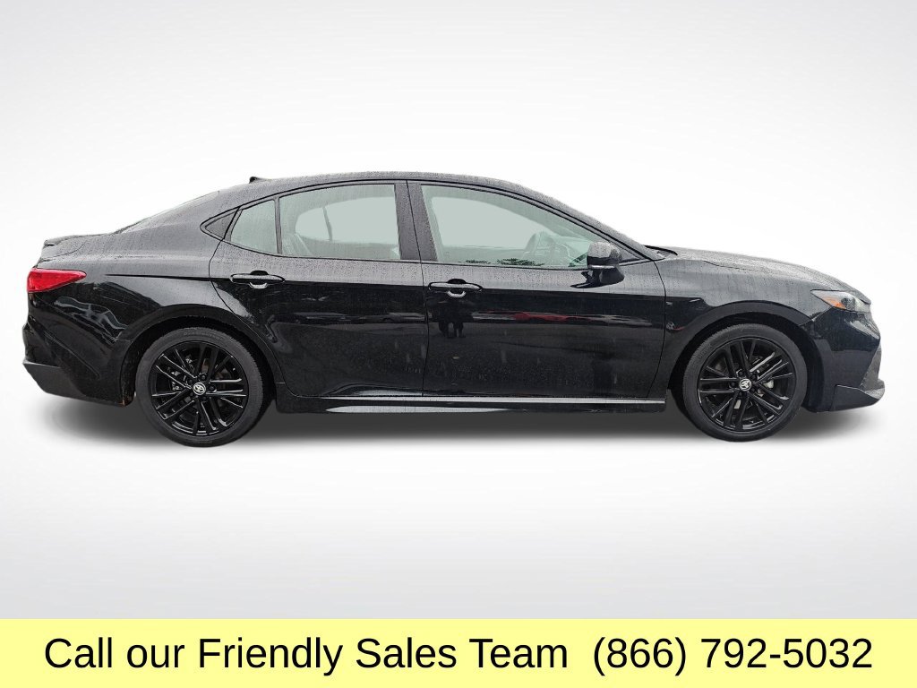 Certified 2025 Toyota Camry SE FWD image 7