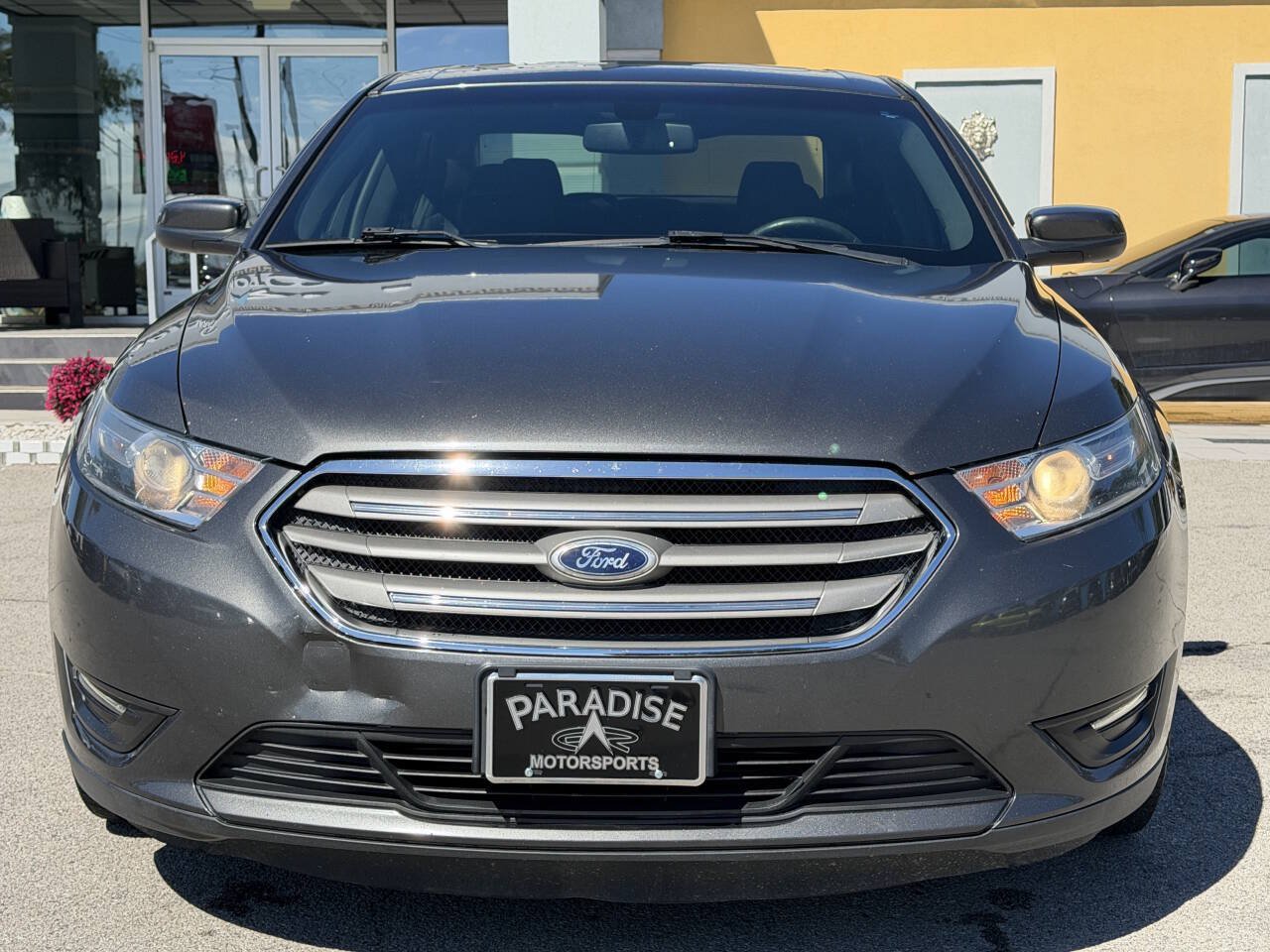 Used 2016 Ford Taurus SEL w/ Equipment Group 201A FWD image 2