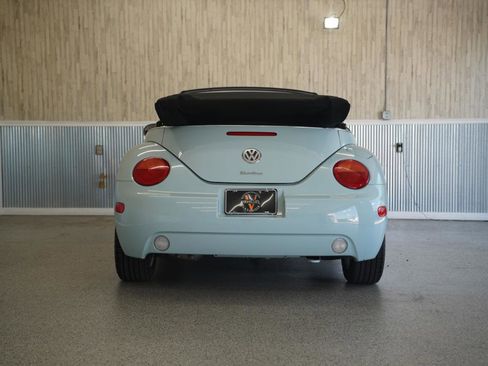 Used 2004 Volkswagen Beetle GLS FWD image 16