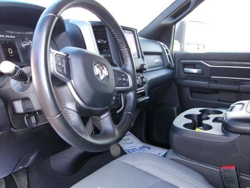 Used 2024 RAM 2500 Big Horn w/ Bed Utility Group image 12