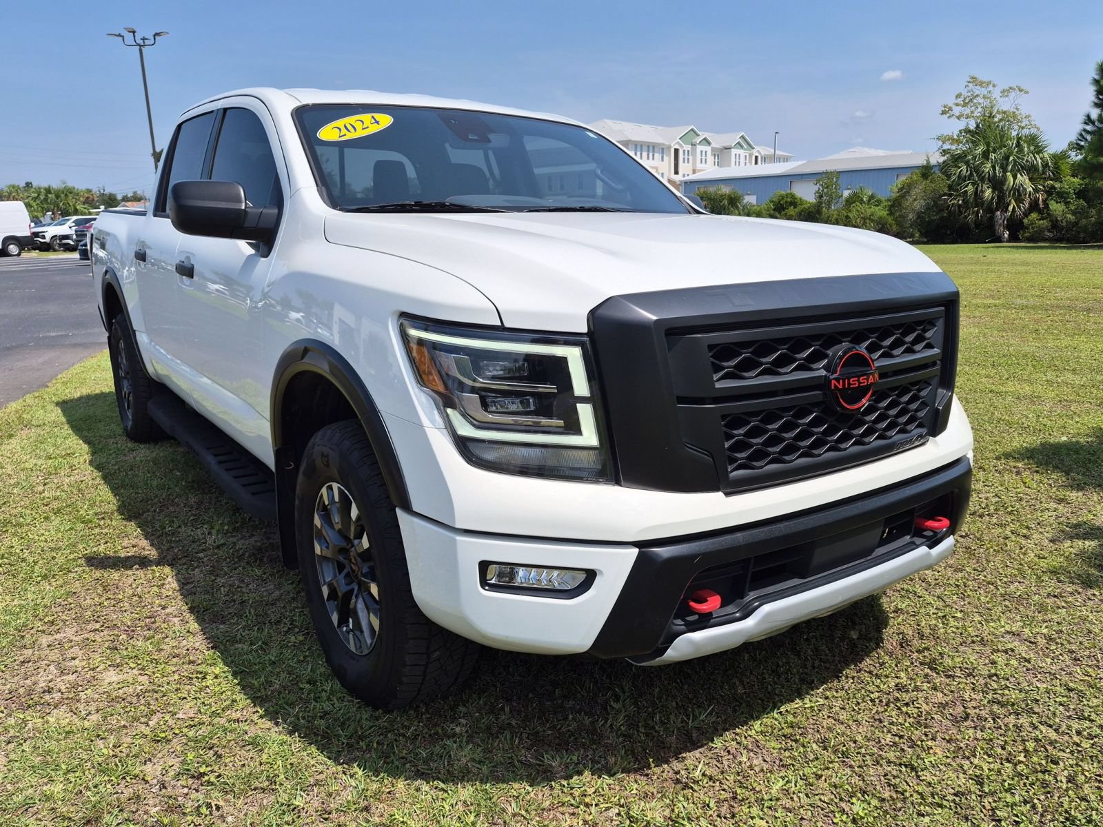 Used 2024 Nissan Titan PRO-4X w/ Off Road Protection Package AWD/4WD image 3