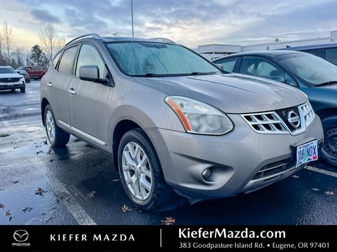 Used 2011 Nissan Rogue SV w/ SL Pkg image 1