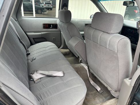 Used 1994 Chevrolet Caprice Classic image 11