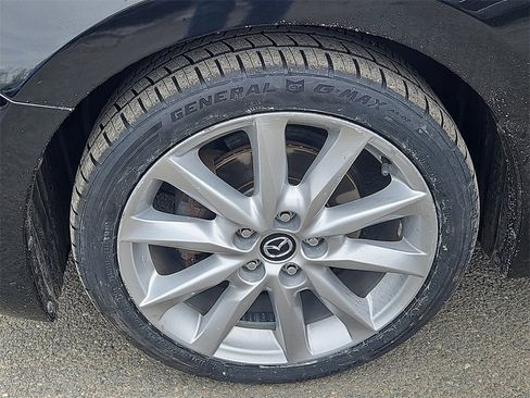 Used 2017 MAZDA MAZDA3 Touring image 7