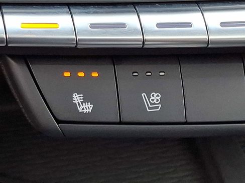 Certified 2022 Cadillac CT5 Premium Luxury image 23