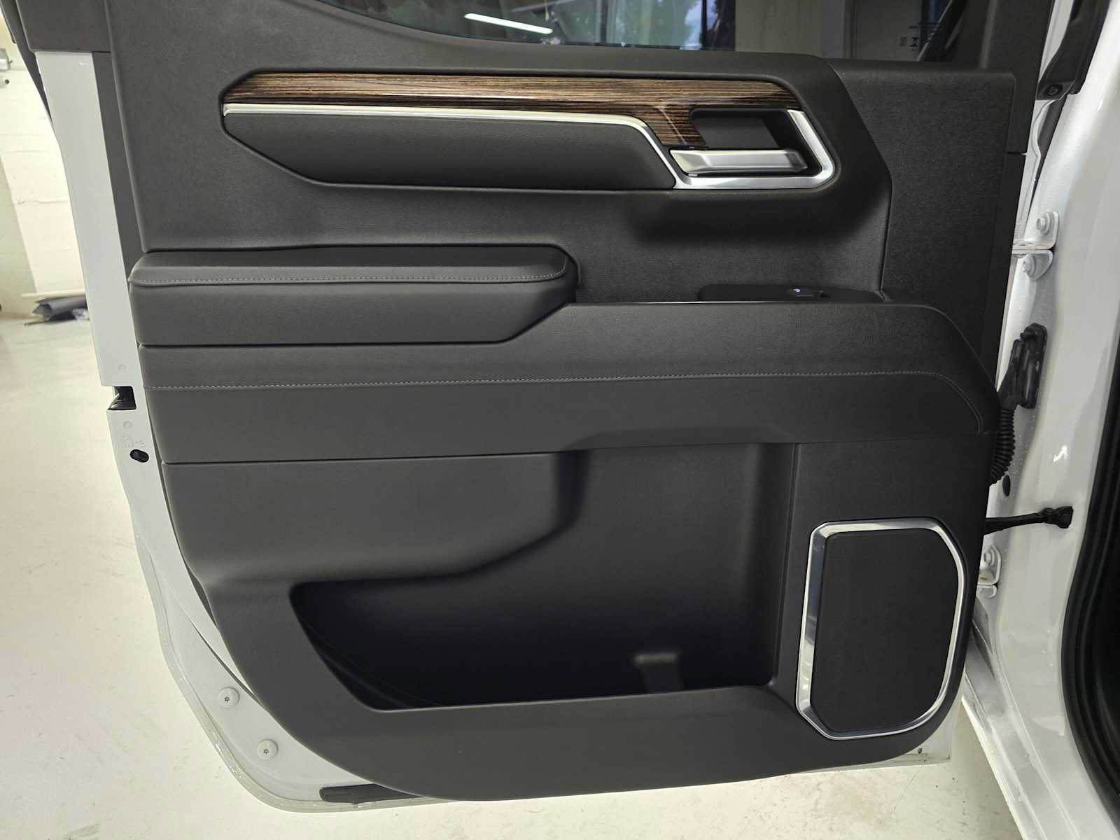 Used 2024 GMC Sierra 1500 Elevation RWD image 16
