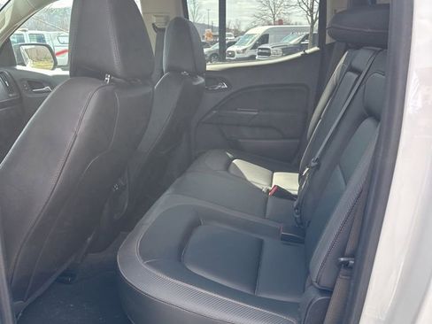 Used 2022 GMC Canyon AT4 image 11