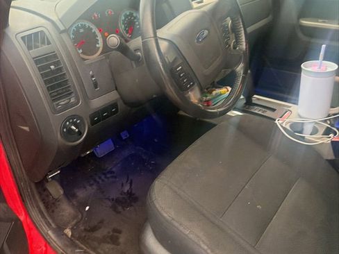 Used 2009 Ford Escape XLT image 14