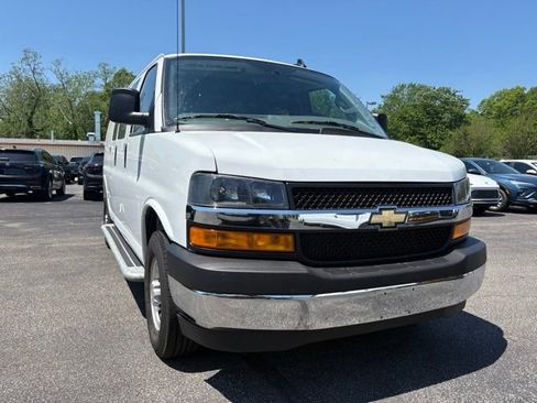 Used 2024 Chevrolet Express 2500 w/ Driver Convenience Package RWD image 15