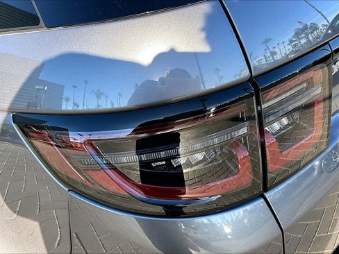 Used 2025 Land Rover Discovery Sport S image 29