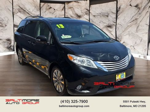 Used 2013 Toyota Sienna Limited w/ Premium Pkg AWD/4WD image 3