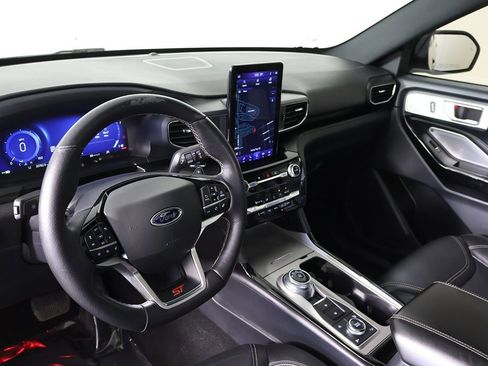 Used 2022 Ford Explorer ST w/ Equipment Group 401A image 31