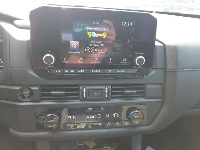 Used 2025 Nissan Pathfinder S AWD/4WD image 22