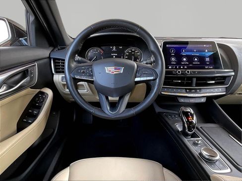 Used 2020 Cadillac CT5 Luxury w/ Cold Weather Package AWD/4WD image 8