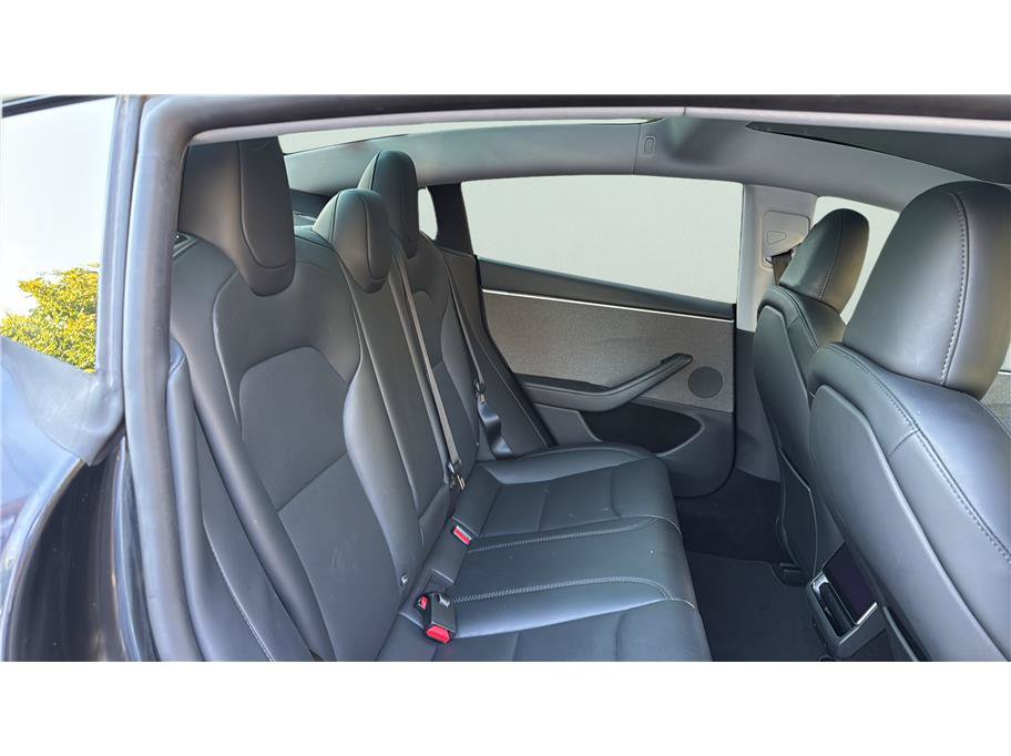 Used 2025 Tesla Model 3 Long Range RWD image 21