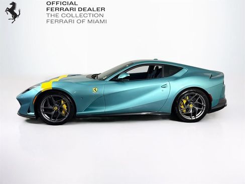 Used 2019 Ferrari 812 Superfast RWD image 7