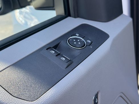 Used 2019 Ford F350 XL w/ Power Equipment Group image 8