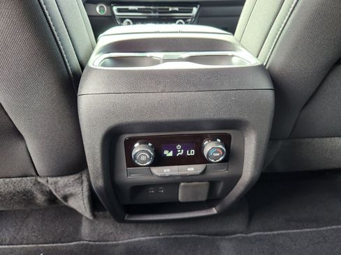 New 2026 Chevrolet Traverse LT w/ Driver Confidence Package image 12